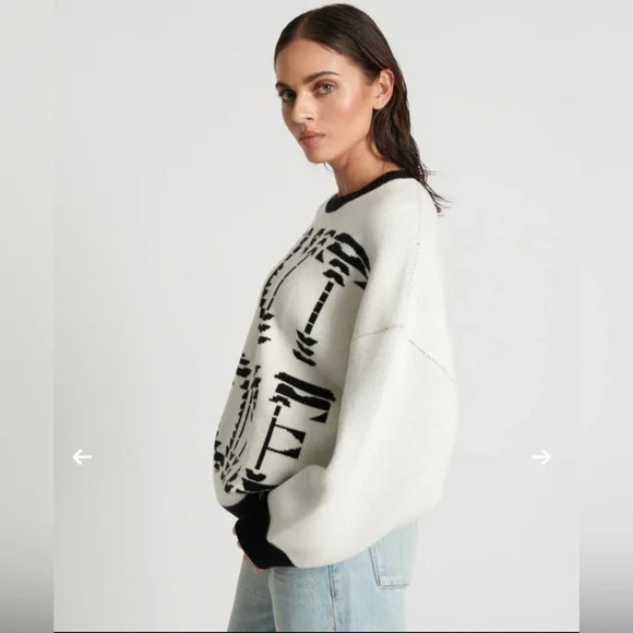 One Teaspoon NWT NUIT NOIRE Batwing Sweater  SZ M 2024 Collection - Picture 2 of 7